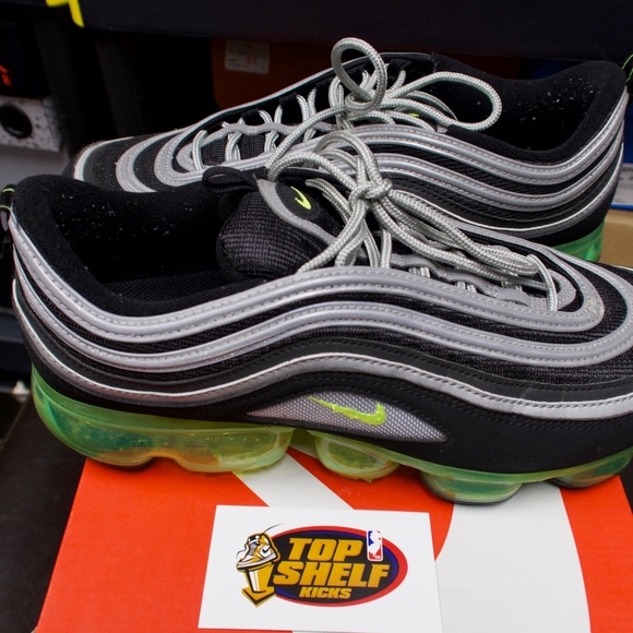 vapormax plus legit check